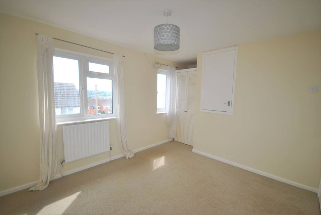 Property photo 3 of 3