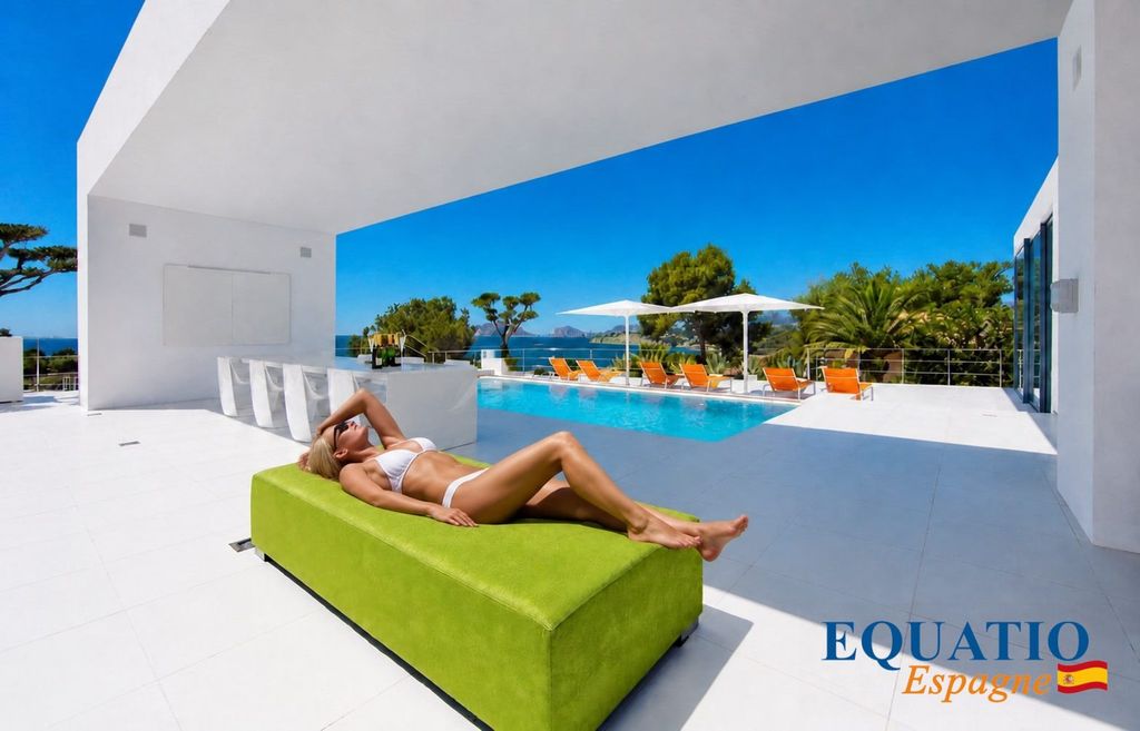 Property photo 1 of 23 Espagne - Moraira - Villa De Style Ibiza