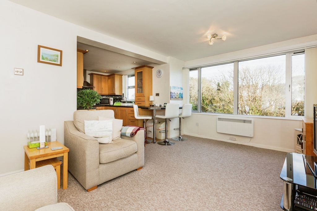 Property photo 2 of 16 Photography