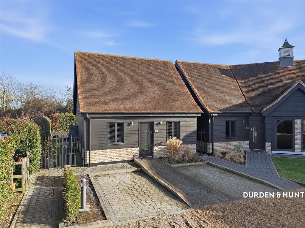 Property photo 1 of 23 Dennises Lane