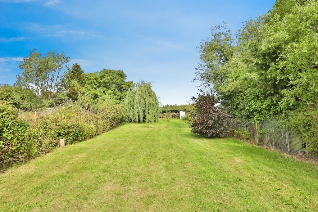 Property photo 3 of 18