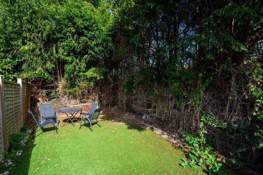 Property photo 3 of 7