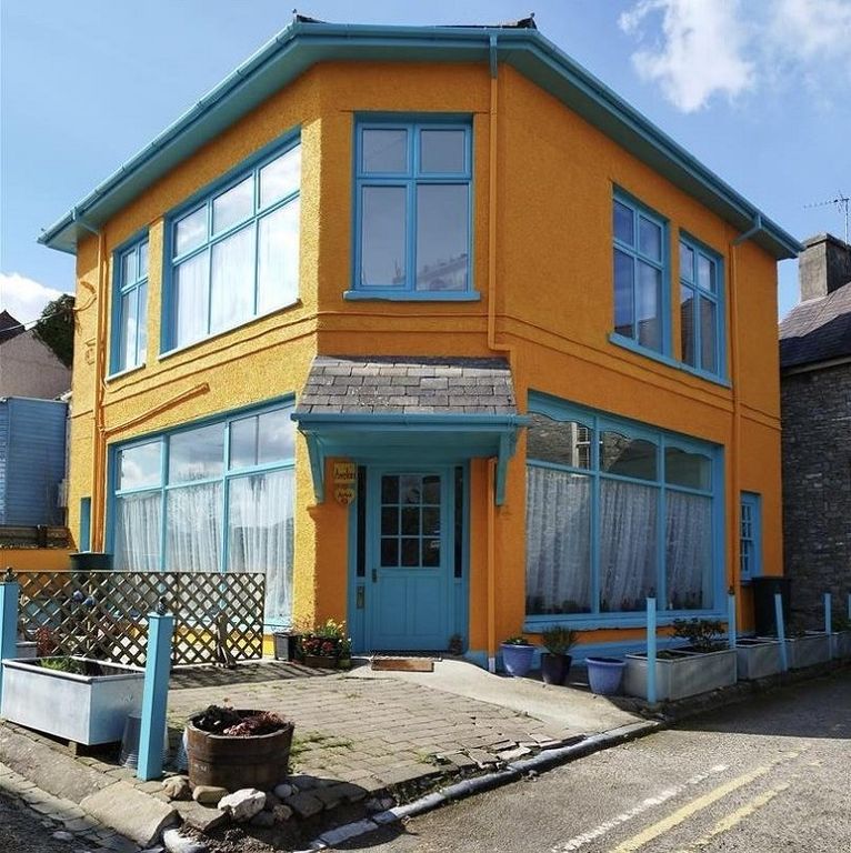 Property photo 1 of 16 Main Image