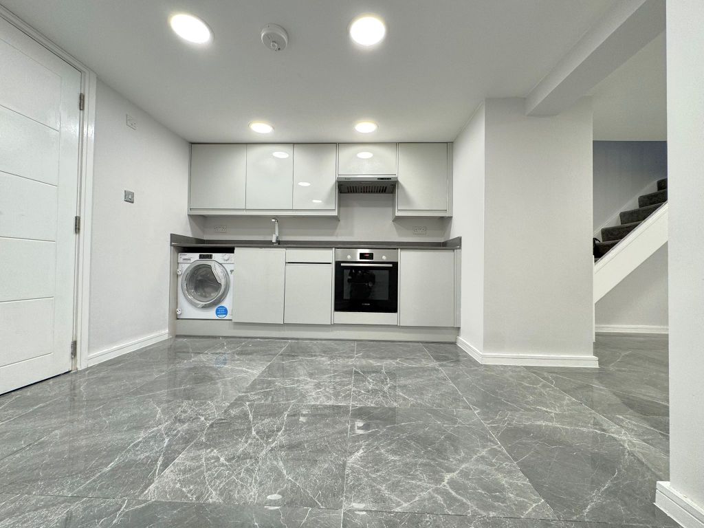 Property photo 1 of 26