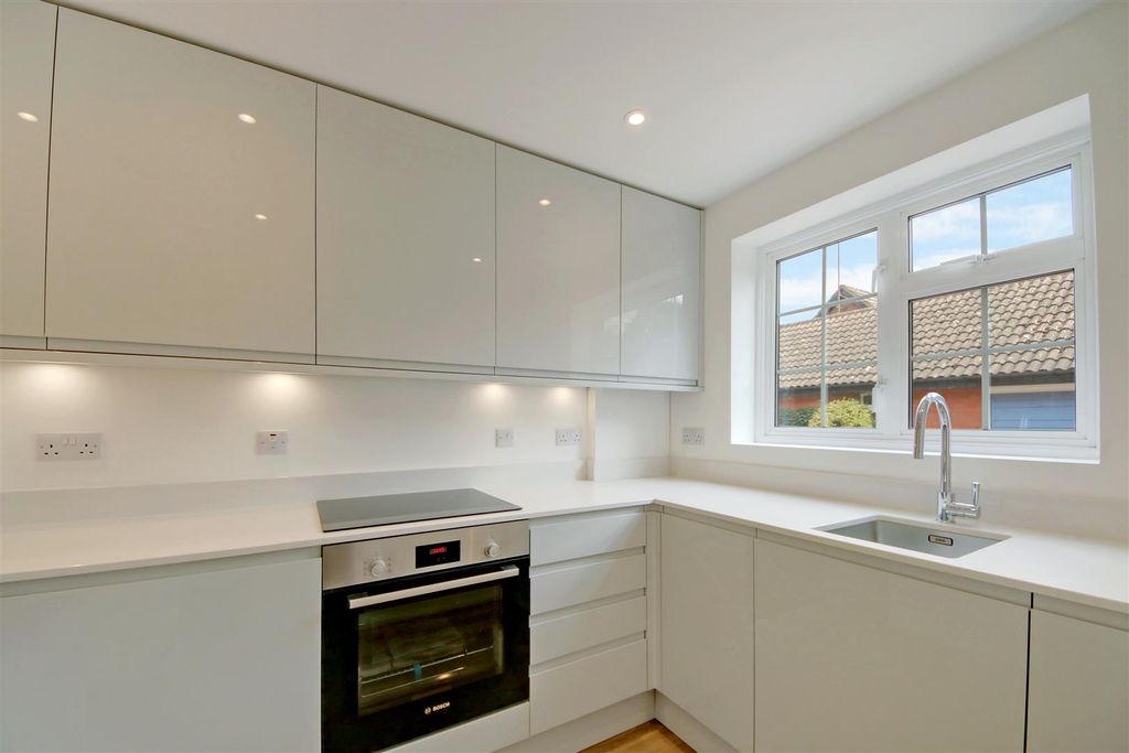 Property photo 3 of 15 Img8673Img8675Dp_Dp_9551010.Jpg