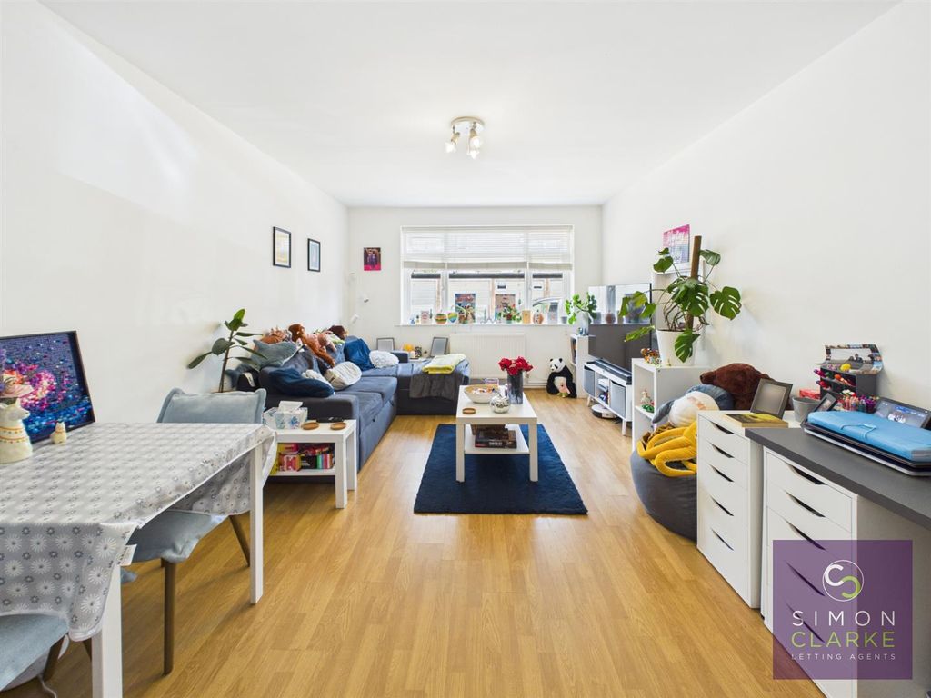 Property photo 1 of 6 Cam05425G0-Pr0127-Still009.Jpg