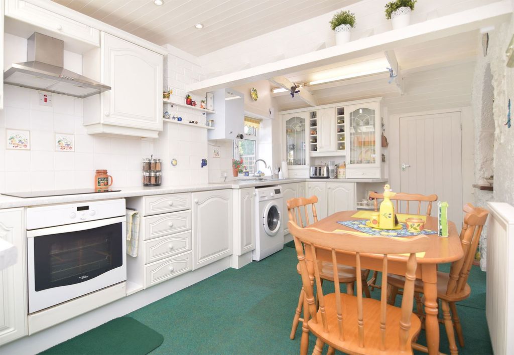 Property photo 2 of 23 2 - Kitchenbreakfast-Room-_2_