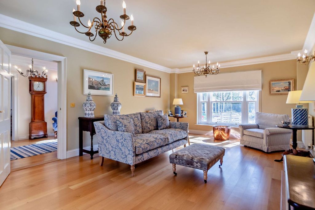 Property photo 2 of 16 Picture No. 06