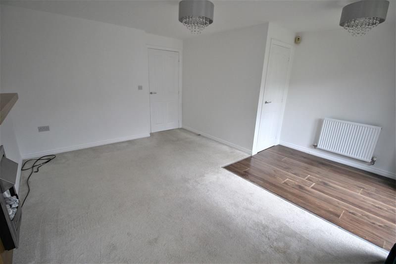 Property photo 2 of 10 Lounge