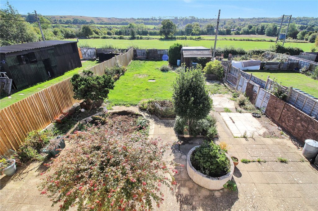 Property photo 2 of 13 Picture No. 05