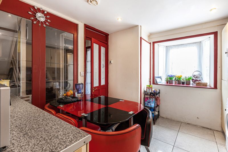 Property photo 3 of 14 Kitchen Diner