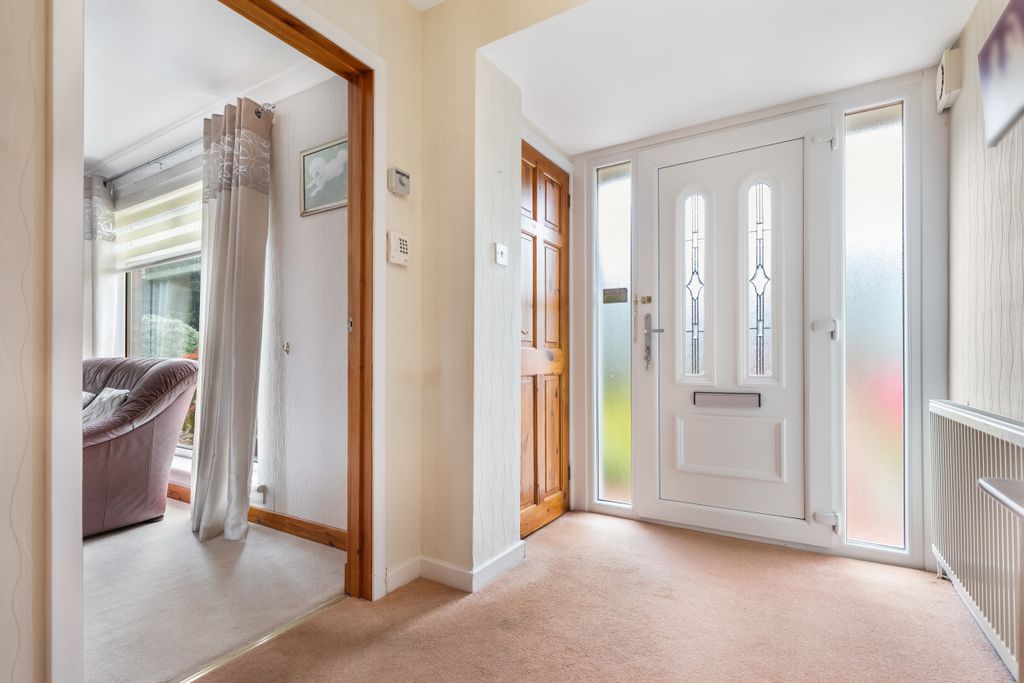 Property photo 3 of 37