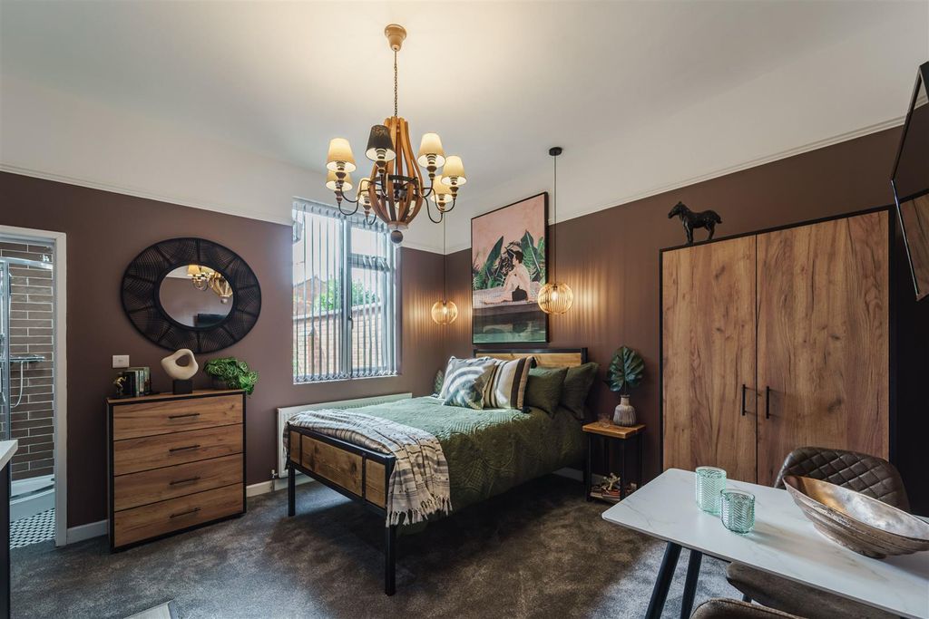 Property photo 1 of 7 Studio 2