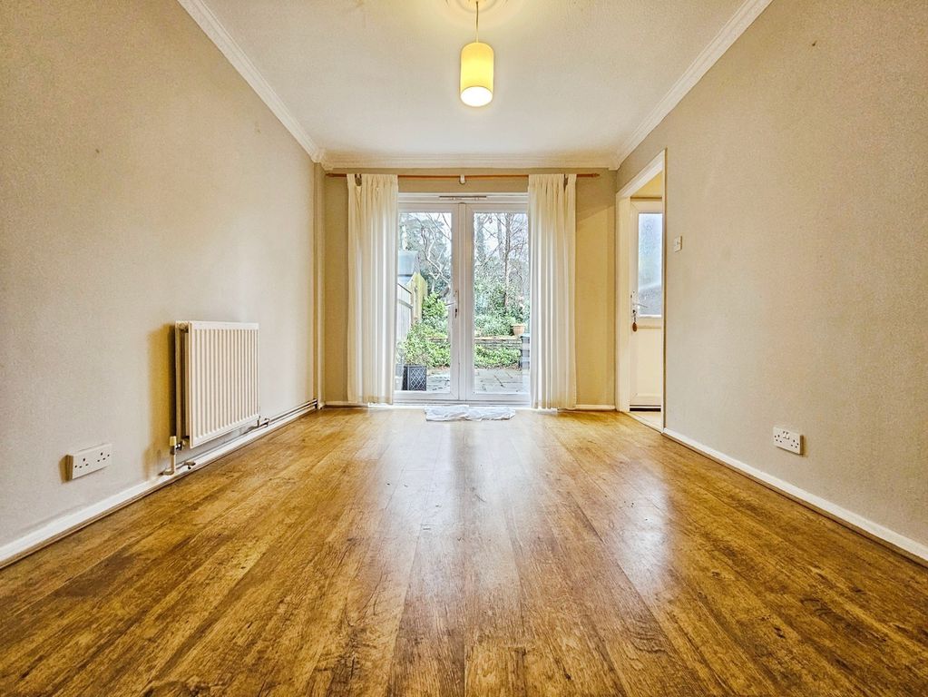 Property photo 2 of 17 Pbox-Img.Jpg