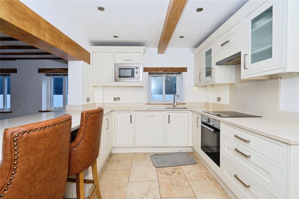 Property photo 1 of 14 Picture No. 08