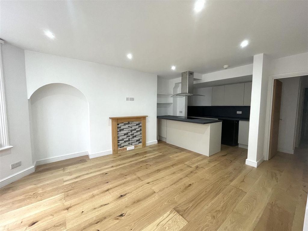 Property photo 3 of 14 Img_0315.Jpg