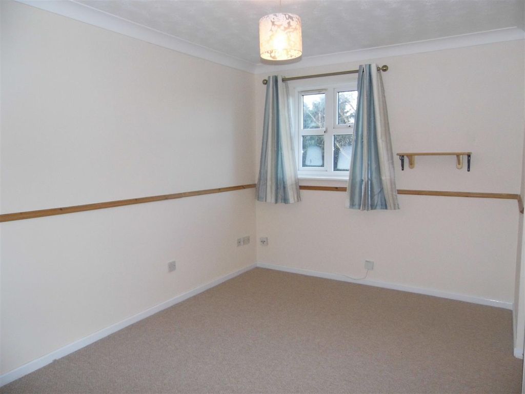 Property photo 2 of 6