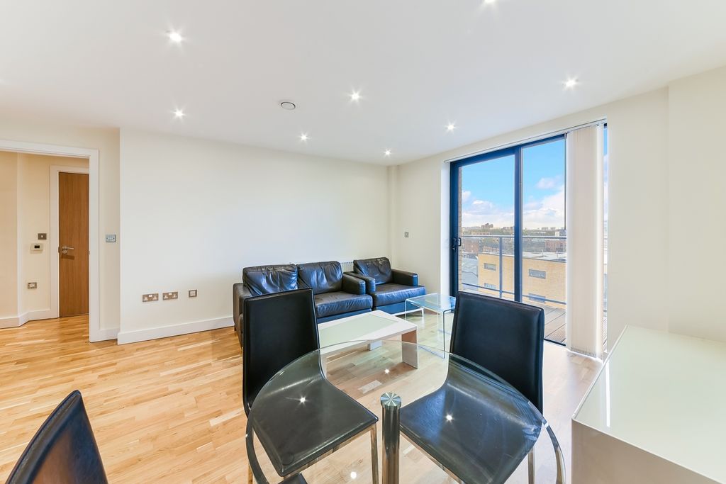 Property photo 3 of 10 Living Area