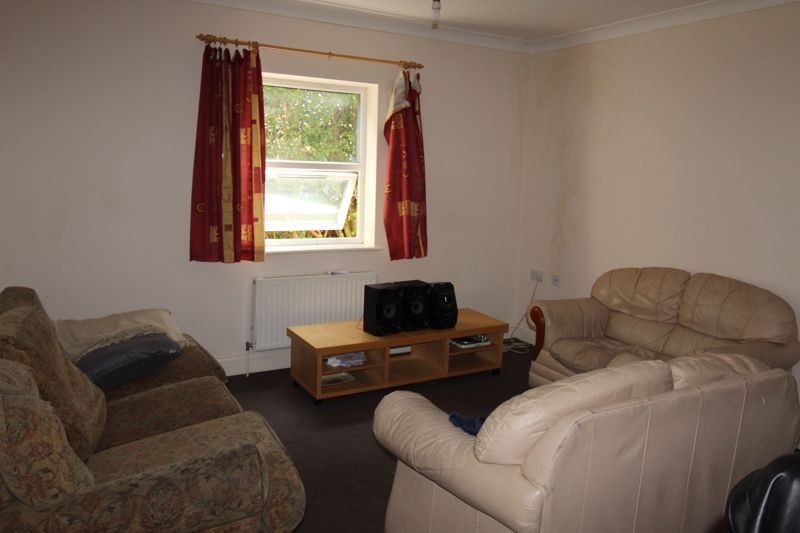 Property photo 3 of 8 Photo 3