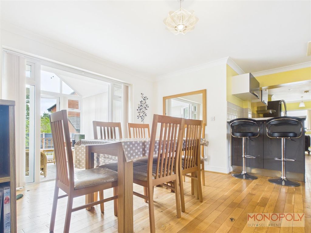 Property photo 2 of 28 Cam03815G0-Pr0290-Still009.Jpg