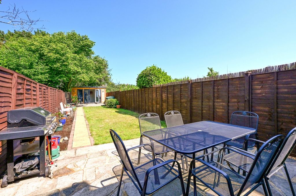 Property photo 3 of 12 Picture No. 05