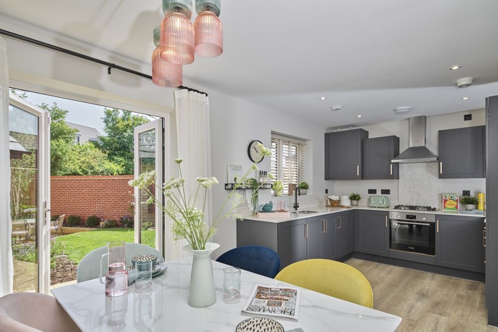 Property photo 3 of 10 2 Hereford Grange The Chesham Internals Bathroom