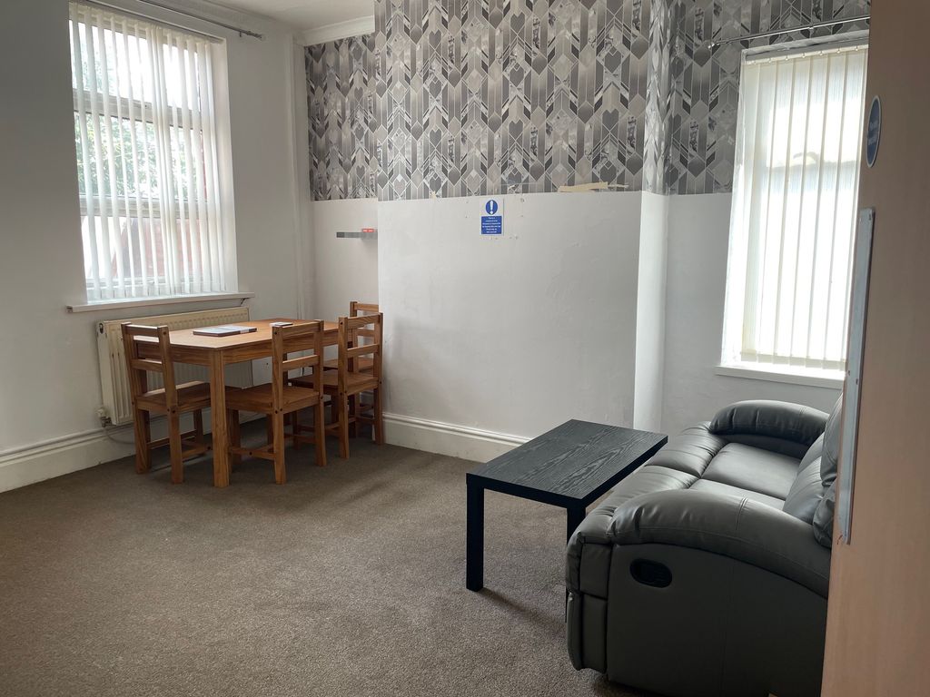 Property photo 3 of 5 Photo 2