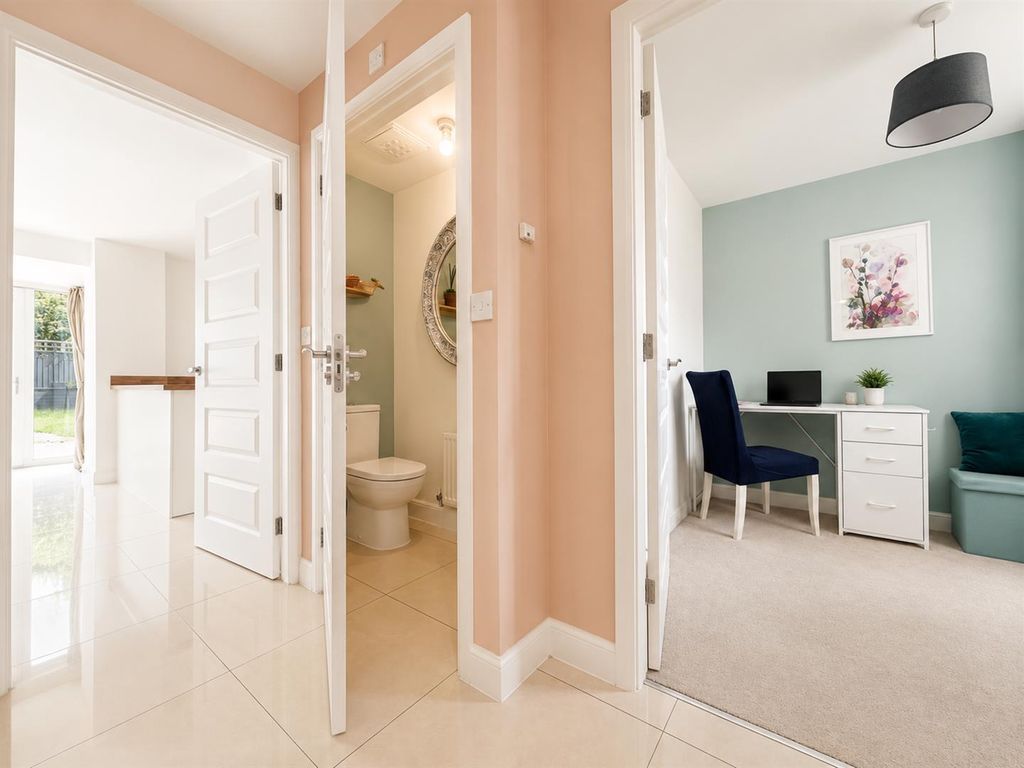 Property photo 2 of 35 A8DC6E9D-3108-44Df-9741-644Beec23661.Png