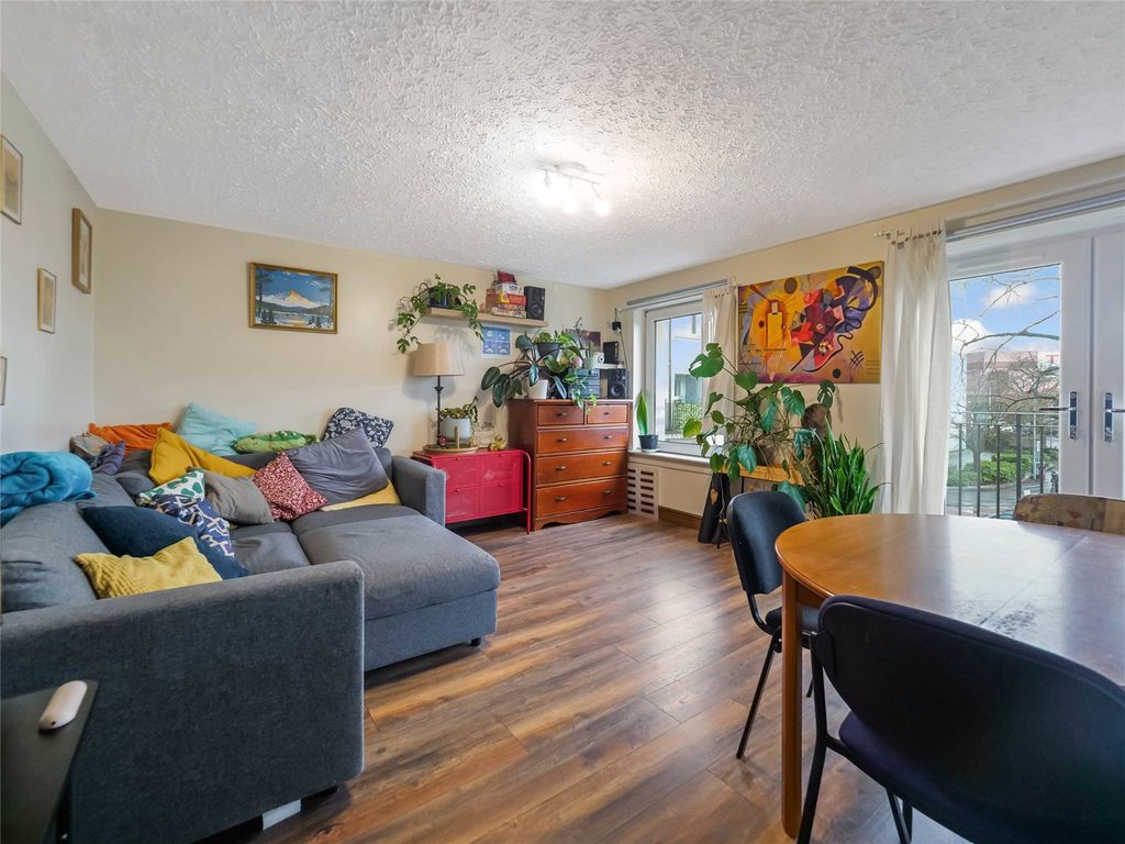 Property photo 2 of 18 Living Room