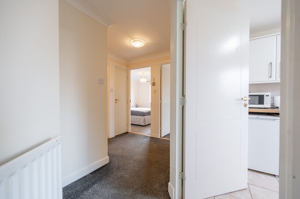 Additional image 10 of 2 bed flat to rentMillstream Court, Paisley, Renfrewshire PA1