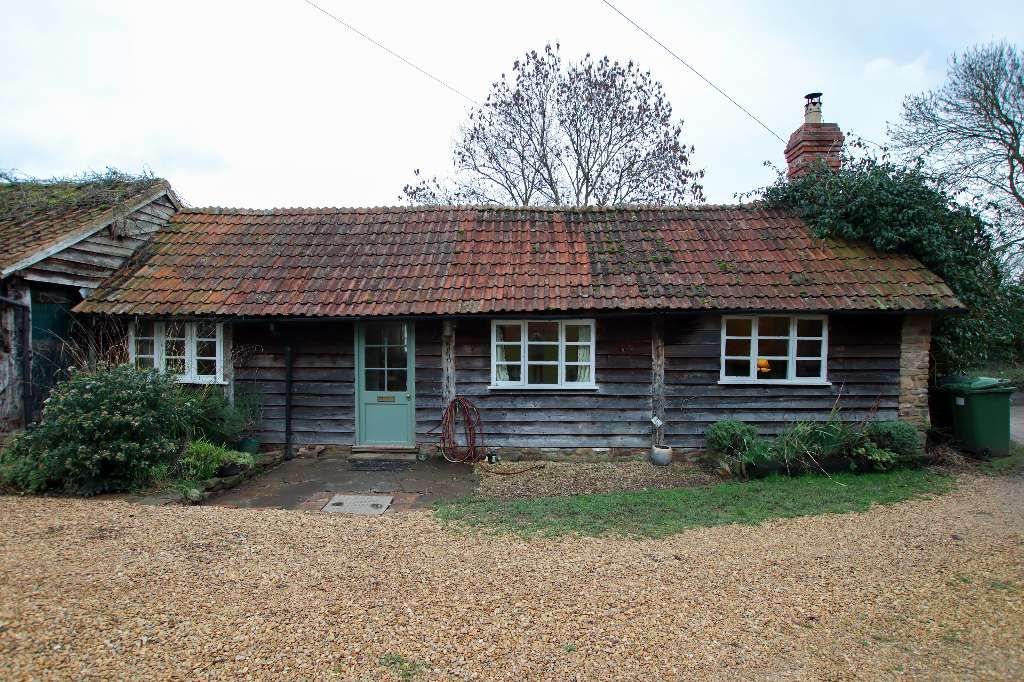 Property photo 1 of 11