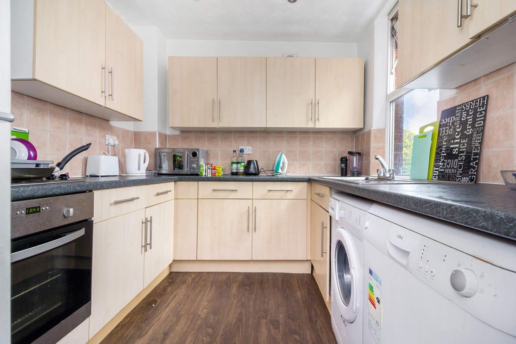 Property photo 2 of 7 Property Photo