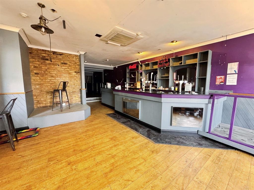 Property photo 2 of 4 826456c0-2.Jpg