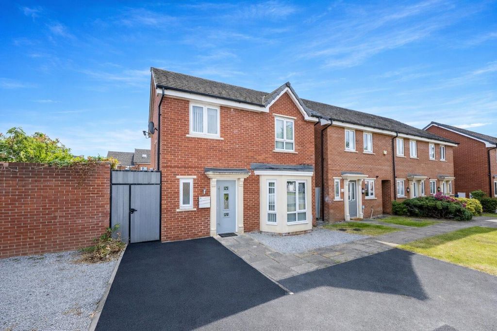 Property photo 1 of 14 Bfeead8E-592d-4A51-91c4-d771076E5Da9.Png