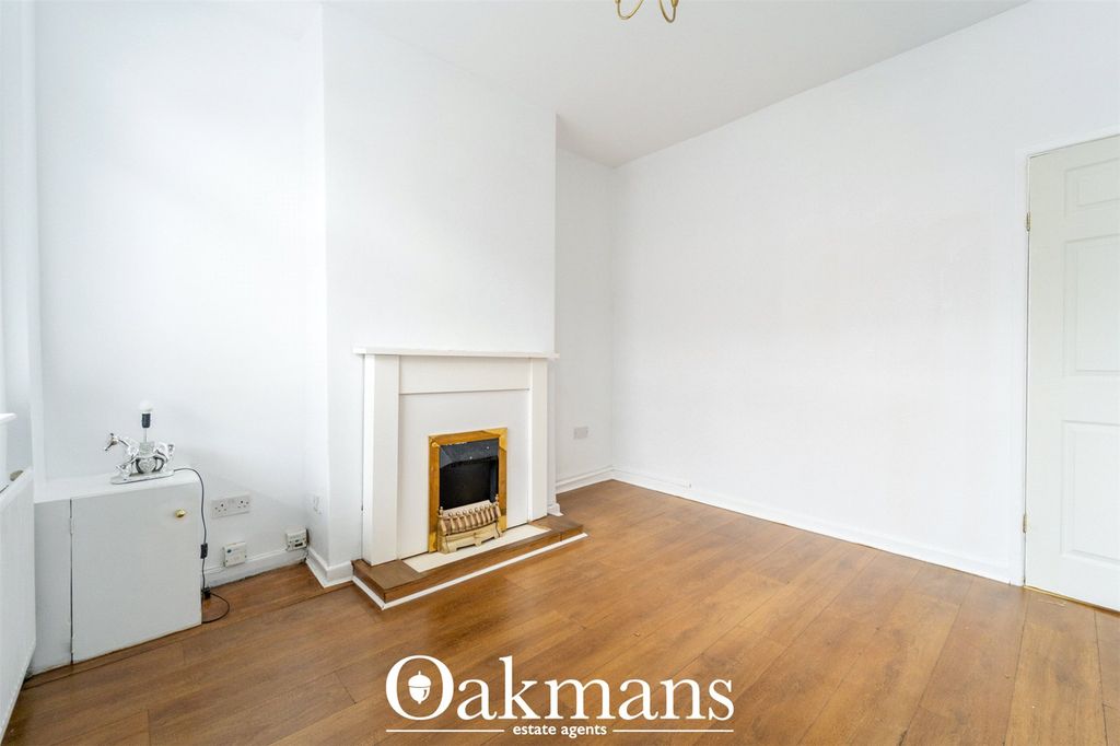 Property photo 3 of 25 Picture No. 12