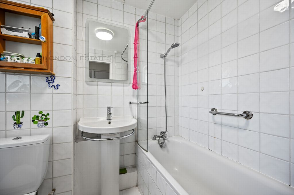 Property photo 3 of 6 Photo 3