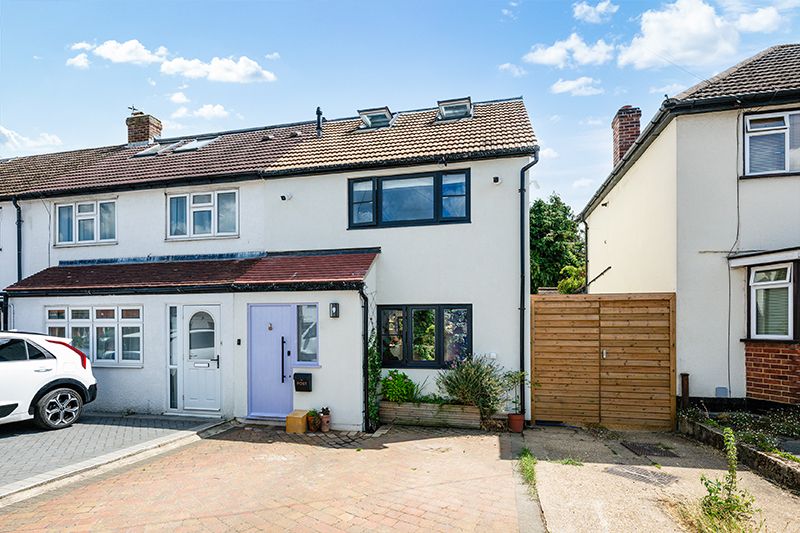 Property photo 1 of 15 Huntington Gdns