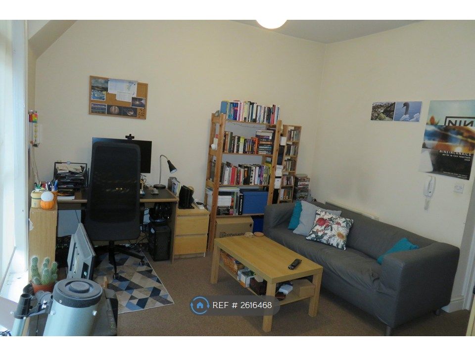 Property photo 3 of 5