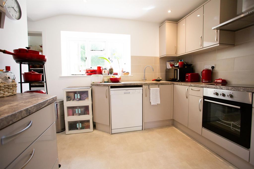 Property photo 2 of 10 Derb6446.Jpg