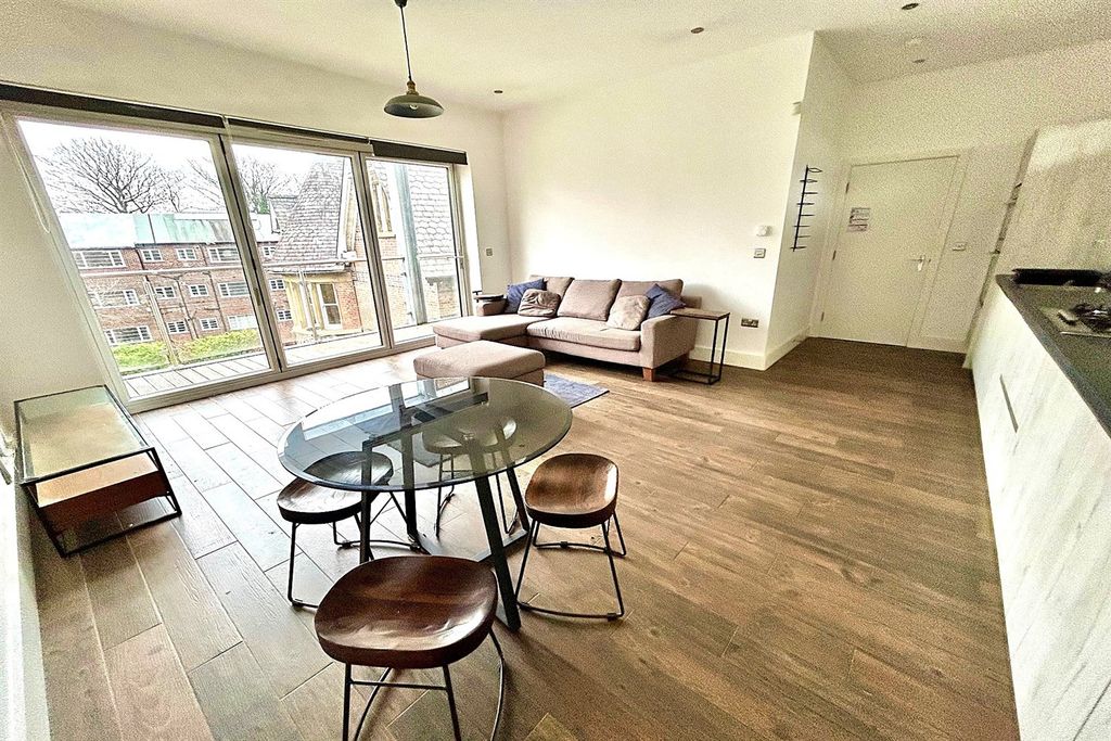 Property photo 3 of 16 Living Room