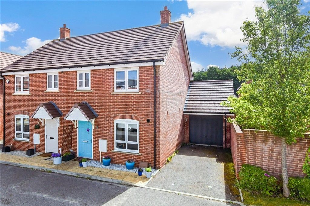 Property photo 1 of 10 External (Web) 1