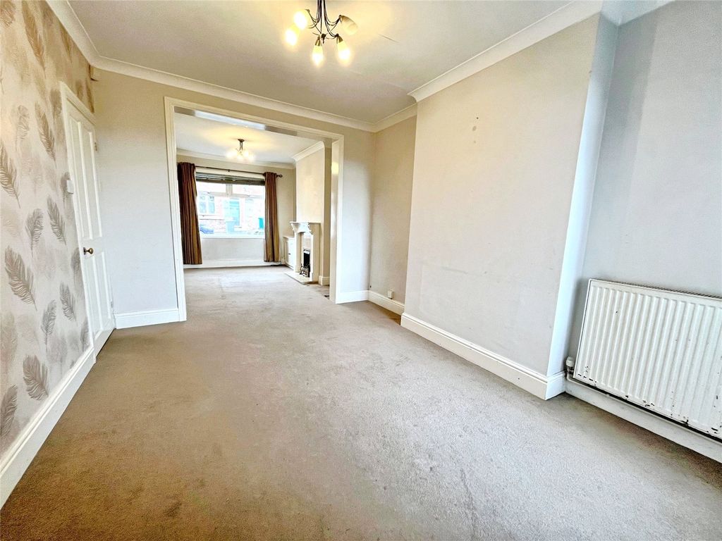 Property photo 2 of 14 Picture No. 19