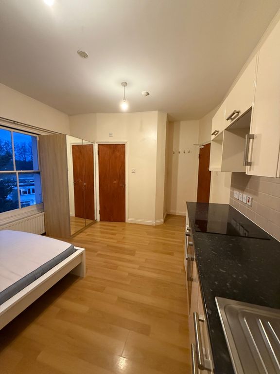 Property photo 3 of 6