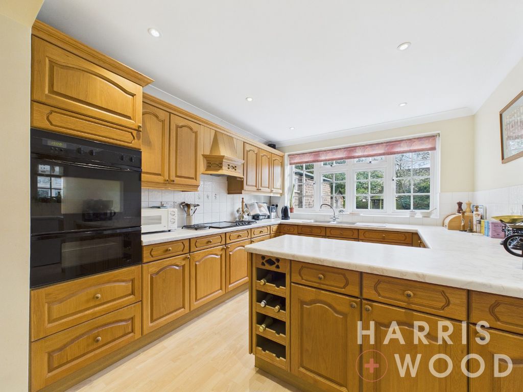 Property photo 2 of 38 4594794