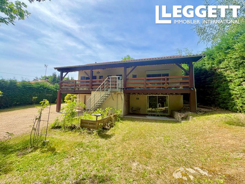 Property photo 2 of 10