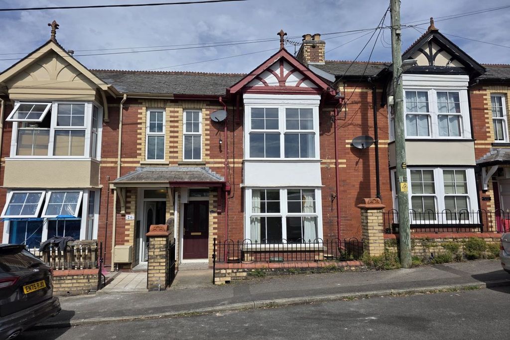Property photo 1 of 16