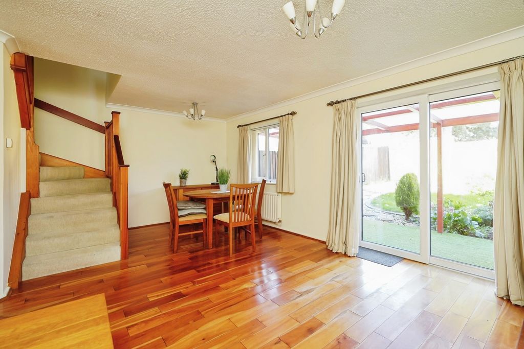 Property photo 3 of 15 Pbox-Img.Jpg