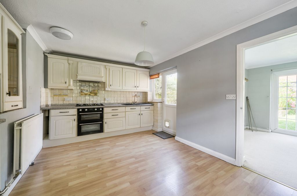 Property photo 3 of 18 1459297-5-6A35437...