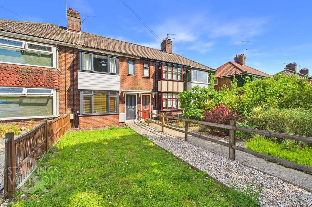 Property photo 1 of 23