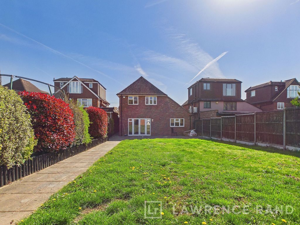 Property photo 2 of 18